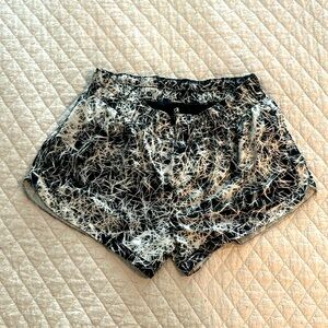 Gap Fit running shorts, medium